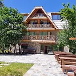 Neokulla Hotel - By Kol Gjoni